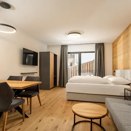 Pure Alpine Suites Schladming Exterior photo